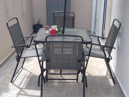 Paradisi Apartment | Top-Rated Angelos Sofita House - Family-Friendly Retreat