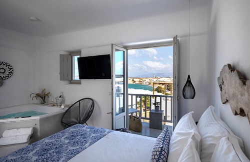 Naousa House | Angels Pillow - Adults Only: Top-Rated Ocean View Escape