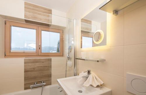 Reith im Alpbachtal Apartment | Discover Angerer Alpine Suiten: Family-Friendly Retreat