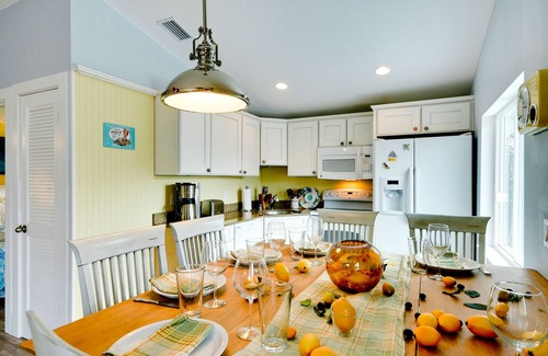 Bradenton Beach House | Angie's Place: Oceanfront Retreat with Heated Pool & Views