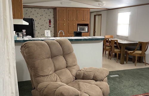 Voss House | Top-Rated Angler Hideaway with Breakfast & Kitchen Access