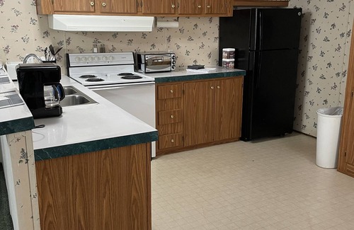 Voss House | Top-Rated Angler Hideaway with Breakfast & Kitchen Access
