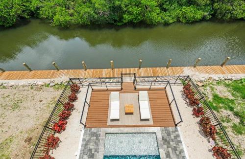 Cortez House | Experience Angler's Cove: Beachfront Paradise, 10/10 Rated