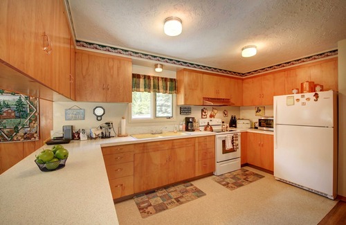Noxon House | Angler's Dream: Pet-Friendly Retreat on Bull River!