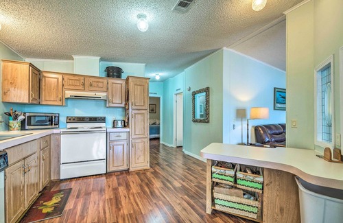 Homosassa House | Riverfront Retreat: Guest Rated 9.8 with Boat Dock Access