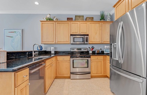 Islamorada House | Anglers Reef Islamorada Oceanfront 3BR Pool Front Home Private Beach & Boat Dock