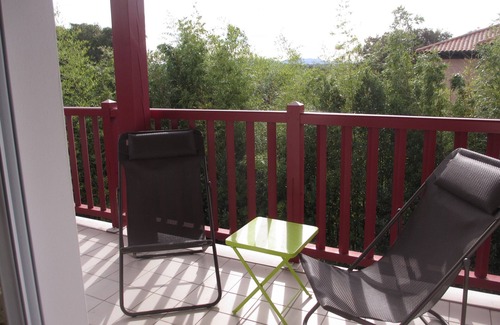 Anglet Apartment | Cozy Anglet Retreat: Ocean View, Pet Friendly & Pool Access