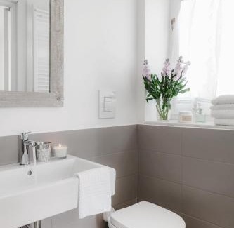 Sasso Caveoso House | Experience Angolo del Poeta Suite: Pet Friendly Retreat