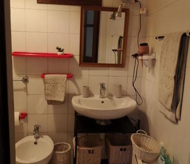 Mondovi Apartment | Inviting Angolo Nally: Family-Friendly Retreat Rated 9/10