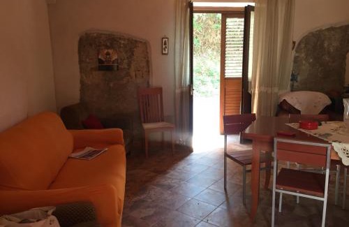 Rometta Apartment | Pet-Friendly Apartments in Rometta Marea, Italy - 8.8/10 Rated
