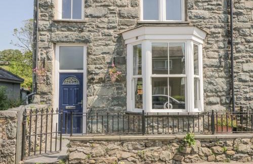 Llanbedr House | Pet-Friendly Getaway: Angorfa - Rated 9.8/10 by Guests