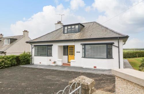 Aberdaron House | Indulge in Comfort at Angorfa - 4-Star, Family Friendly Hotel