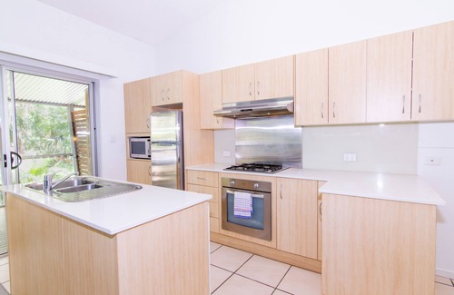 Yamba Apartment | Delightful Angourie Resort: Ocean View & Spa Retreat