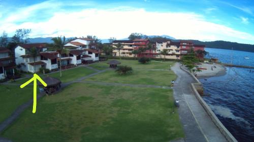 Bracui Apartment | Oceanfront Angra: Guest Rated 9.6 with Pet-Friendly Perks