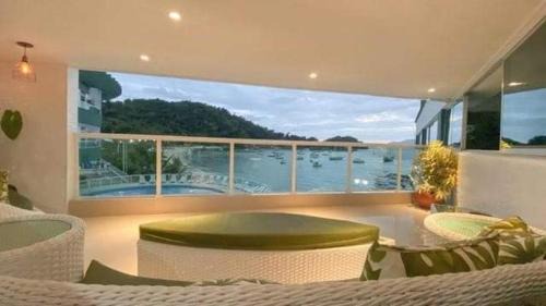 Angra dos Reis Apartment | Relaxing Stay at Angra Inn - Pets Welcome & Ocean Views