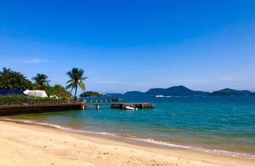 Marinas House | Discover Angra Praia do Café: Pet-Friendly Retreat with Pool