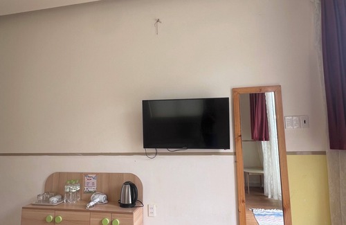 Da Lat Apartment | Cozy Anh Quan House: Family-Friendly Stay with Breakfast