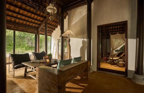 An Tay Hotel | Discover aNhill Boutique: 5-Star Oceanfront Retreat