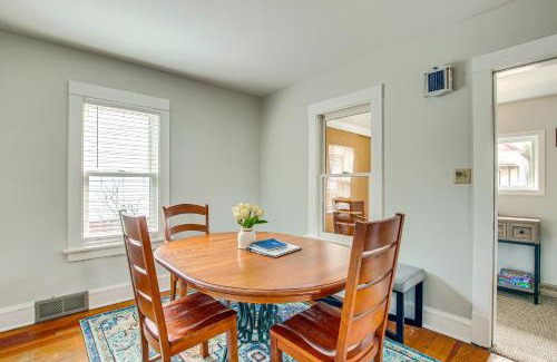 Two Rivers House | Experience Anias Retreat: Walk to Lake Michigan & Enjoy Views
