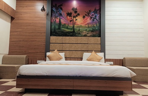 Talala Hotel | Top-Rated Anil Farm House with Pool & Family-Friendly Perks