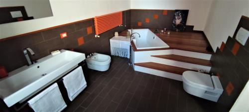 Cepagatti House | Cozy AnimAbruzzo: Family-Friendly with Breakfast Included