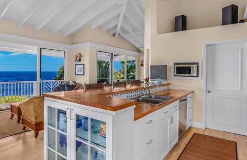 Kilauea House | Family-Friendly Anini Beach House: Oceanfront Retreat Awaits