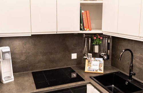 Sankt Kanzian am Klopeiner See Apartment | Cozy Anja's Feriendomizil - Family-Friendly Apartment with Balcony