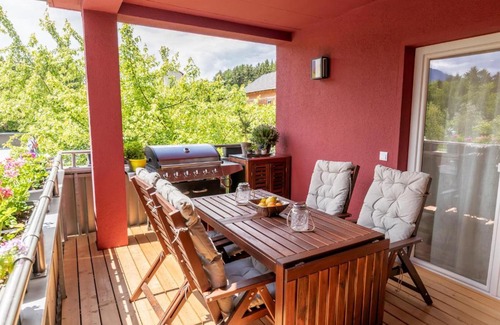 Sankt Kanzian am Klopeiner See Apartment | Child-Friendly Retreat at Anja's Feriendomizil - 10/10 Rated