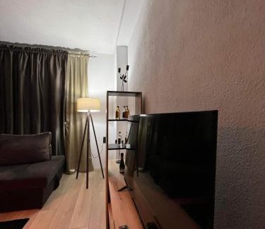 Stip Apartment | Cozy ANKA APARTMENT: 9/10 Guest Rated & Pet Friendly