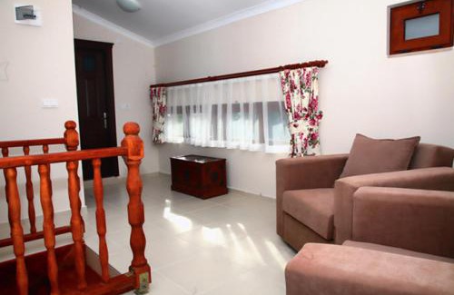 Akyaka Apartment | Cozy Ankakyaka Apart Hotel with Pool and Ocean Views
