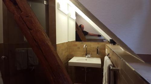 Ueberlingen Apartment | Relax at Ankes Wohlfühlpension - Beachfront Retreat Awaits