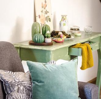 Calozzo Apartment | Discover AnMa Cottages - A Hidden Garden Retreat