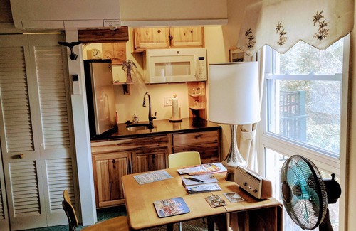 Old Fourth Ward Hotel | Cozy Ann Arbor B&B Inn: Rated 9.2 with Spa & Breakfast