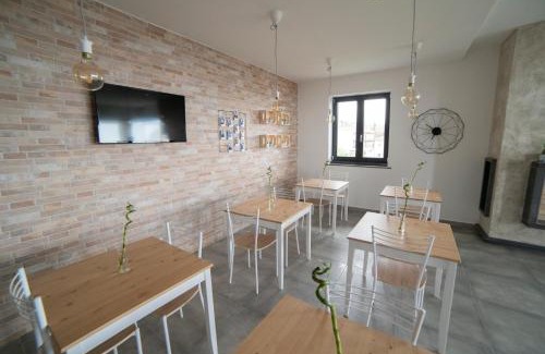 Zafferana Etnea Bed & Breakfast | Cozy Anna & Alfredo Bed and Breakfast: Top-Rated Getaway