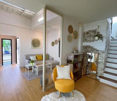 Lat Krabang Villa | Elegance Awaits at Anna Home@Lat Krabang - Rated 9.5/10