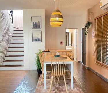 Lat Krabang Villa | Elegance Awaits at Anna Home@Lat Krabang - Rated 9.5/10