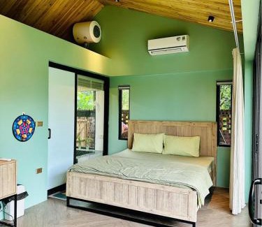 Soc Son Cabin | Cozy Anna Little Garden Homestay - Pet Friendly & Pool Access