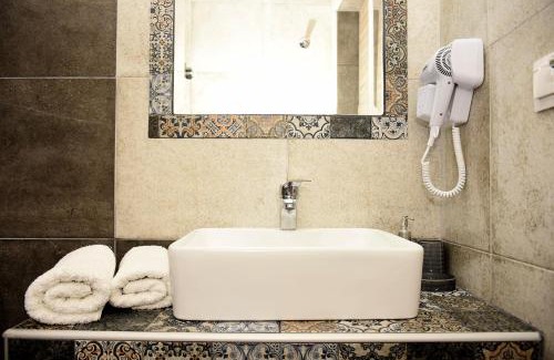 Ormos Panagias Apartment | Ideal Anna Pousi Studios & Apartment: Perfect for Families