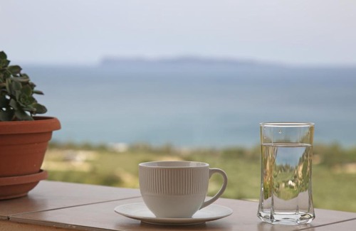 Sitia Villa | Cozy Anna's Family House: Ocean View & Kid-Friendly Stay