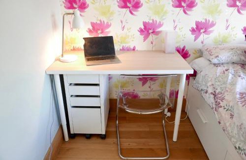Hitchin House | Budget-Friendly Retreat at Anna's House for Your Getaway