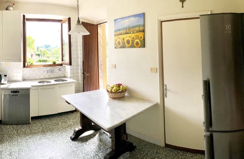 Pietrasanta House | Discover Anna's House with Oceanfront Views in Forte dei Marmi