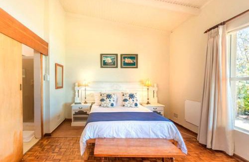 Cape Saint Francis House | Relax at Anna's On The Beach with Private Ocean Views