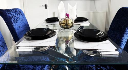 Luton Apartment | Anna's Place in Luton