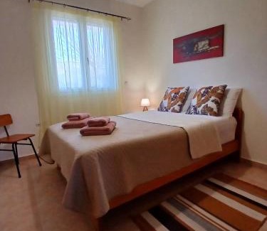 Vamvakou Villa | Anna's Village House in Tsintzina