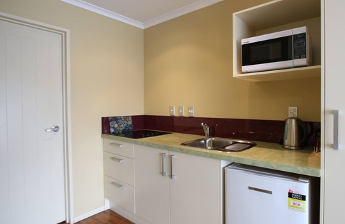 Hokitika Hotel | Comfortable Stay at Annabelle Motel with Family-Friendly Amenities