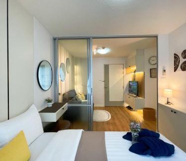 Lat Krabang Apartment | Budget-Friendly Retreat at AnnaHome60Latkrabang with Pool