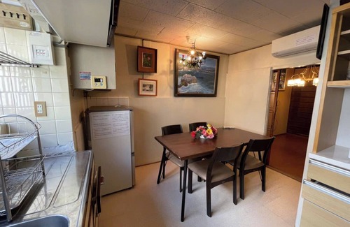 Toyonaka House | AnNam Stay AJISAI: Sleeps 12, Muslim friendly