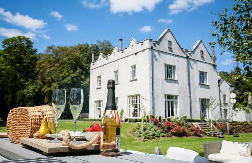Bennettsbridge House | Discover Annamult Country House Estate: 4-Star Family Retreat