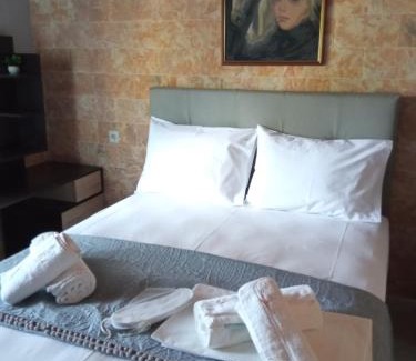 Sithonia Apartment | Family-Friendly Escape at Annas Apartment - Rated 9.8/10