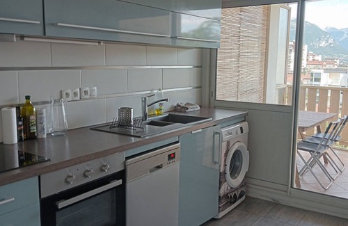 Novel Apartment | Annecy! Spacious apartment with terrace and mountain views